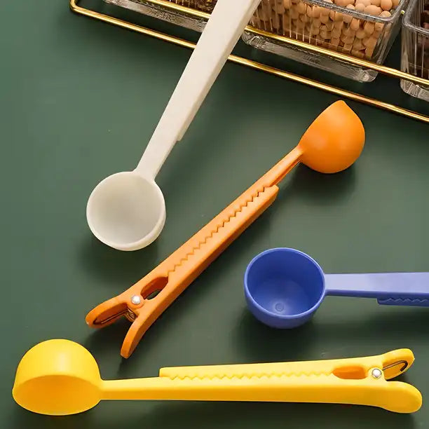 2-in-1 Clip Spoon Kitchen Tool !